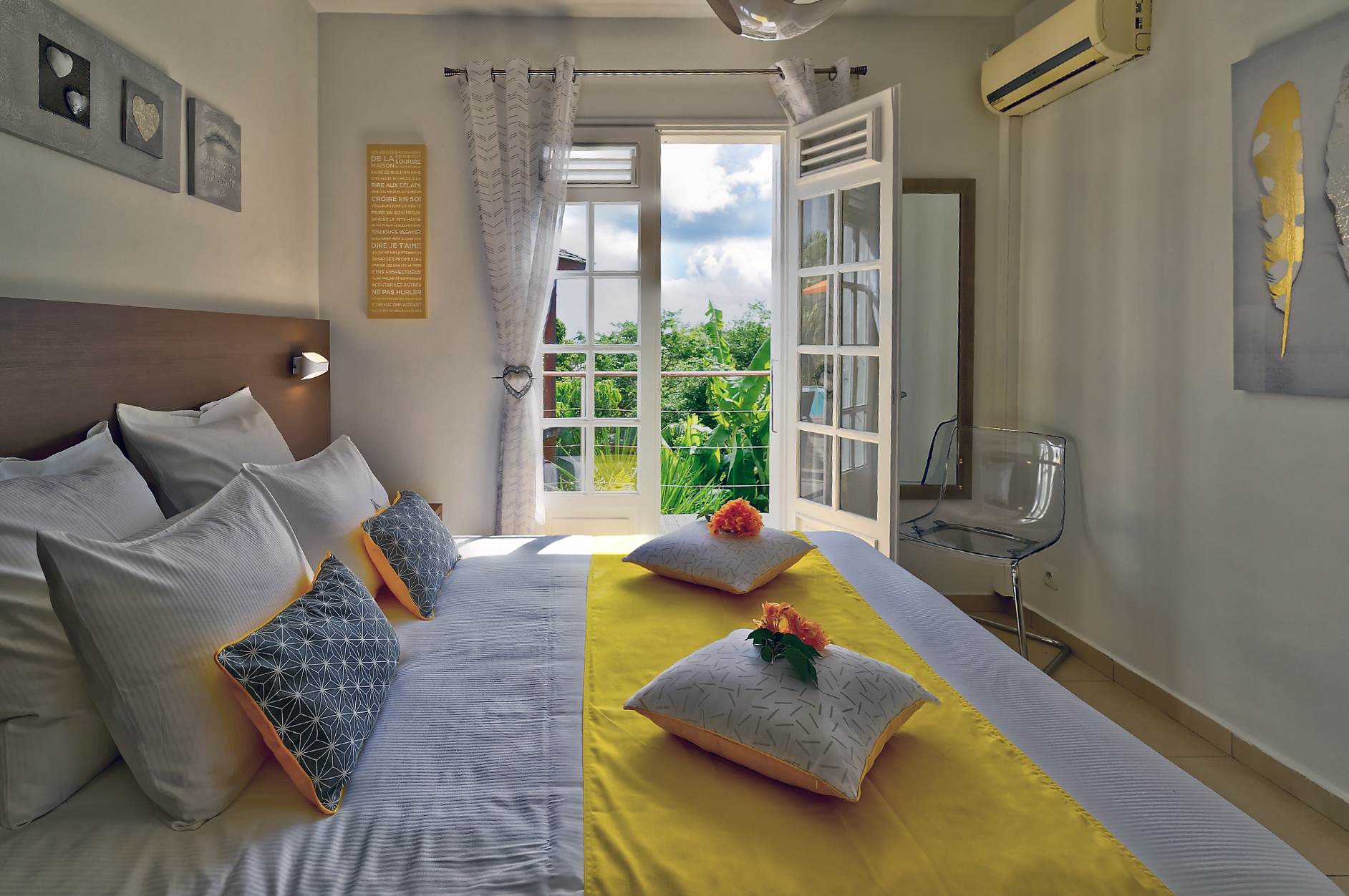 Chambre jaune 2